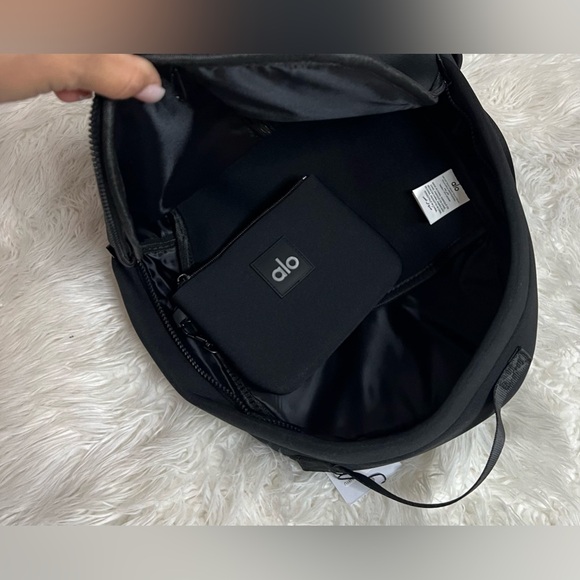 Alo Yoga Waterproof Two Pieces Black Gym Bag Backpack Unisex high-capaci… - Picture 6 of 6